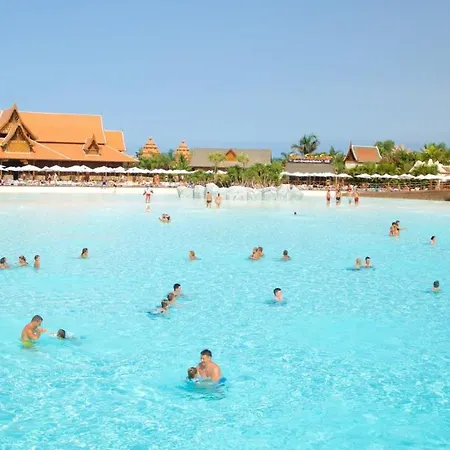 Las Americas Studio With Ocean View Apartman *